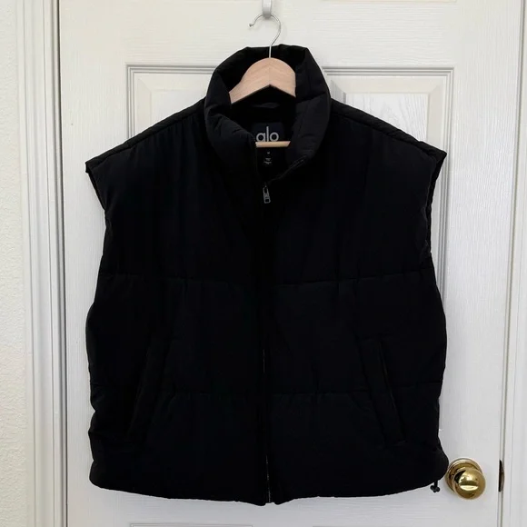 ALO yoga Incline Puffer Vest - Picture 4 of 15